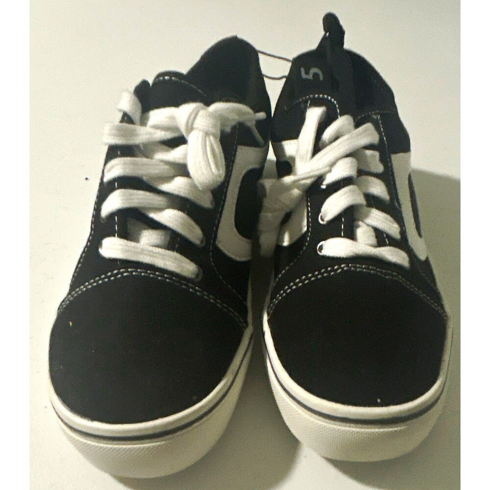 Wonder Nation Kids Low Top Canvas Lace-Up Sneaker Memory Foam: Size 5